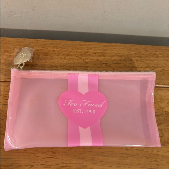 Too Faced Make Up Travel Bags Bundle of Two NWOT - Picture 9 of 11